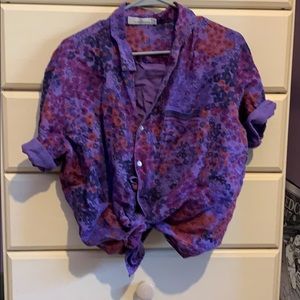 Cut•Loose Button up